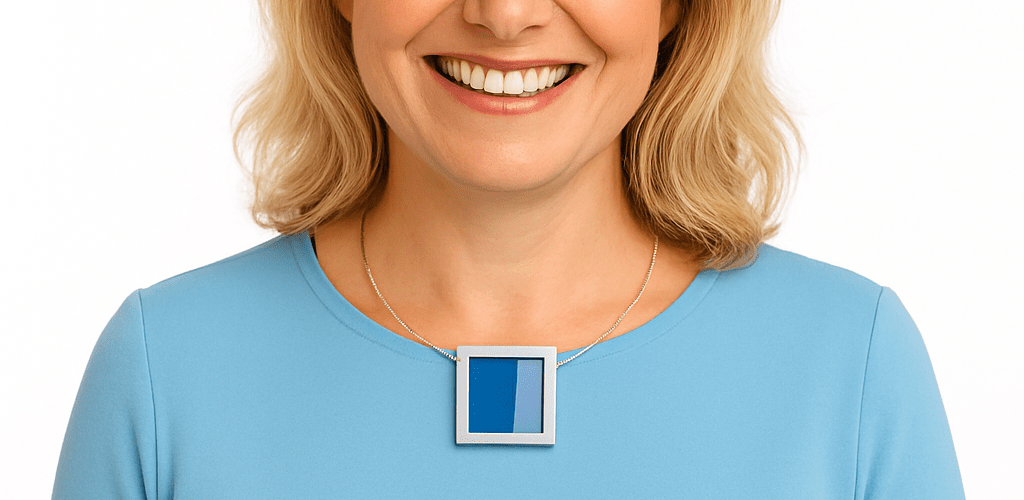 Necklace Cube in square C25Z